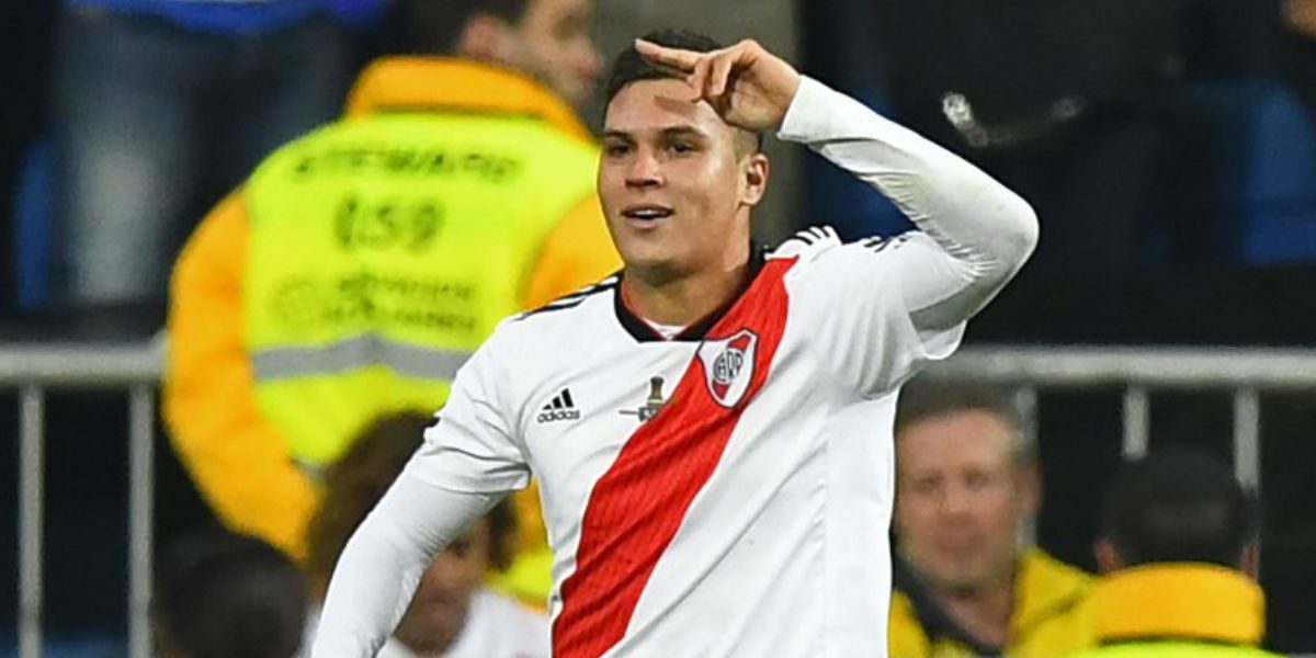 Juan Fernando Quintero se acordó de su comuna en Medellín en el triunfo del River Plate