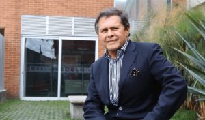 Artistas apoyan anulación de la orden de captura contra Carlos Mattos
