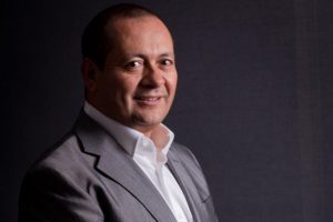 Jesús Guerrero Hernández arriba a sus 55 años rodeado de éxito
