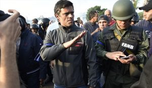 Leopoldo López y su familia ingresan como «huéspedes» a la embajada de Chile