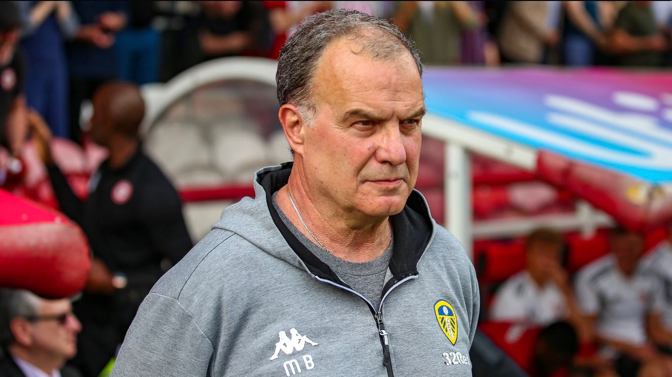 La ‘locura’ más grande de Bielsa: ordenó a su equipo dejarse hacer un gol como gesto de ‘fair play’