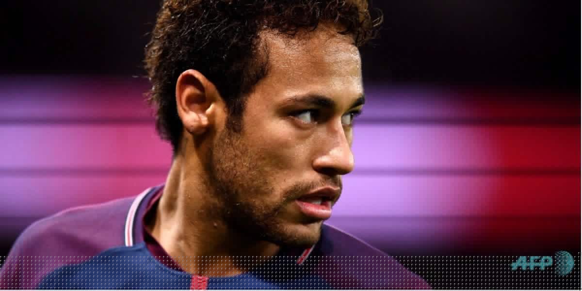 Neymar vuelve a jugar con París SG después de tres meses lesionado