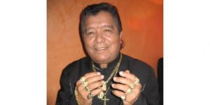 Pastor López sigue en coma y no muestra signos de mejora