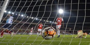 Santa Fe traería un delantero del fútbol europeo para intentar salir de la crisis