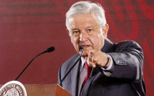México subasta carros incautados a sospechosos narcos y evasores fiscales