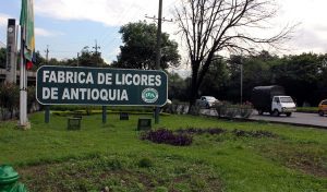Por negligencia la FLA pierde terreno ante la Licorera de Caldas