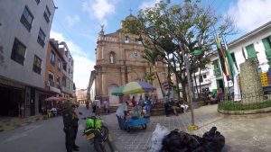 Comerciantes se niegan a participar en plantón de la Mesa Minera en Segovia y Remedios