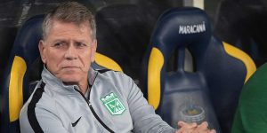 Paulo Autuori deja de ser el técnico de Atlético Nacional