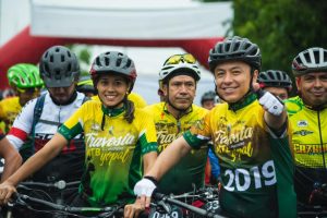 Más de 1.500 ciclistas desafiaron la lluvia en la primera etapa de la Travesía MTB en Yopal