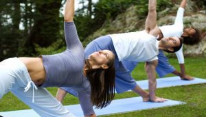 OMS reconoce beneficios del yoga para mejorar la salud