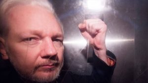 Reino Unido confirma extradición de Julian Assange a EE UU