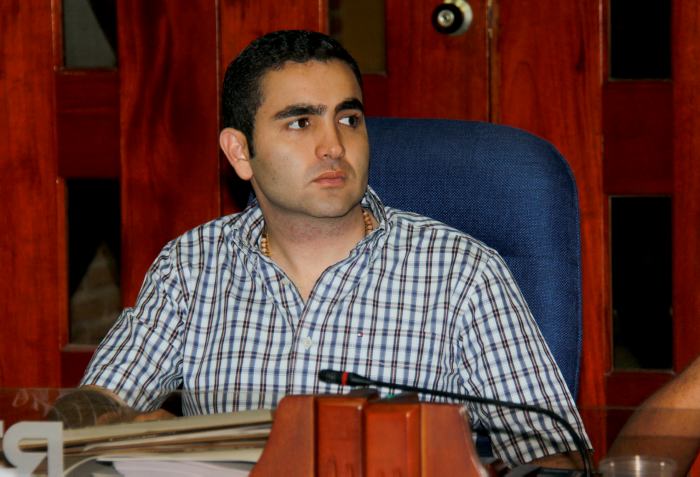 Vicente Blel Scaff vinculado al paramilitarismo en Bolívar –