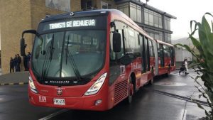 Nuevos buses de Transmilenio empezaron a circular en Bogotá