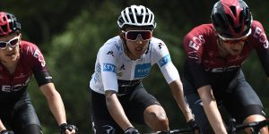 Egan Bernal segundo en el podio y se acerca a ganar el Tour de Francia