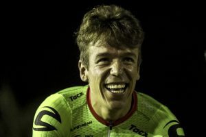 “Rigo se lució, pero no hizo un c…”: Urán habla de su desempeño en el Tour