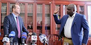 Se posesiona Benkos Biohó como senador en remplazo de Iván Márquez