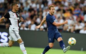(Video) El golazo de mitad de cancha de Harry Kane para el triunfo del Totenham ante la Juventus