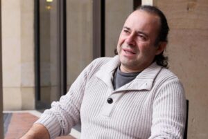 Sensatez para elegir el conductor del bus en que vamos todos.  Por Luis Guillermo Echeverri