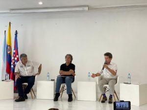 «Vengo al gobierno a servir, a hacer obras y a cambiar la realidad»: Luis Pérez en debate presidencial en Santa Marta