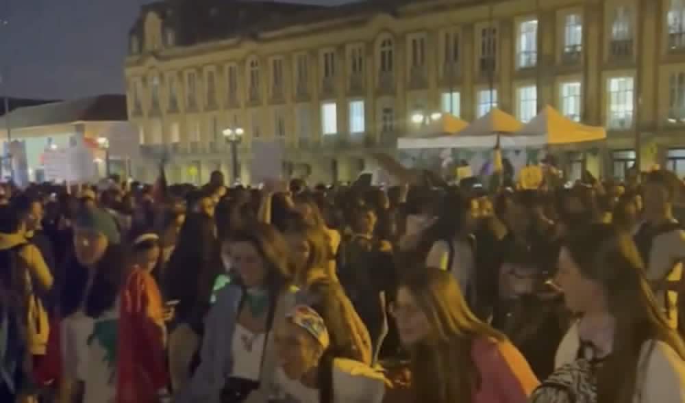 Marcha 8M: Galán reconoce fallas en alumbrado y en disponibilidad de accesos a Plaza de Bolívar