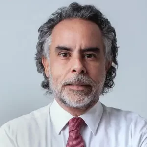 Armando Benedetti: Promoviendo la Transparencia en Tiempos de Controversia