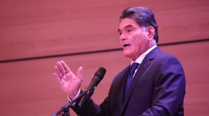 Lupa al empalme presidencial: Procuraduría y Contraloría exigen al Gobierno saliente publicar todos los informes de transición