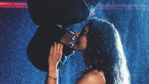 Hamilton redefine el romance al ritmo del afrobeats con su nuevo sencillo “Beso a Beso”
