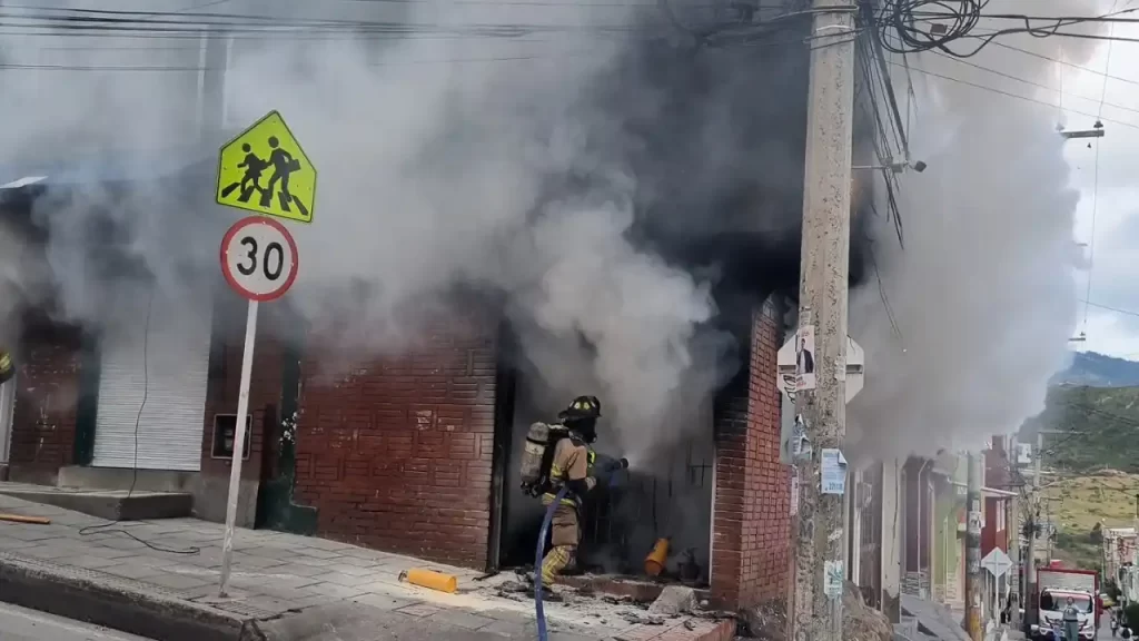 Incendio en Usme provocó cierres viales