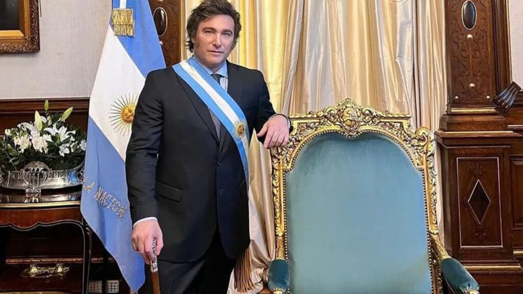 Javier Milei mostró su respaldo a Abelardo de la Espriella y confirmó que conversó con él por teléfono