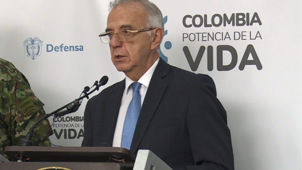Paloma Valencia lanza duras críticas contra Iván Velásquez y la campaña de Cepeda por presunta corrupción