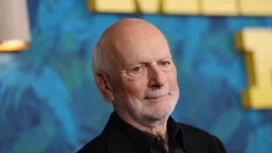 ¡Adiós a una leyenda de la televisión! Falleció James Burrows director de comedias como ‘Friends’ y ‘Cheers’