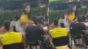 ¡Con cachetada y todo! Mujer armó tremendo ‘show’ y reveló infidelidad de su novio en pleno partido de la Tricolor