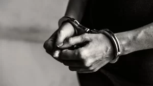¡Jugó con los sueños de los niños! Cayó falso director deportivo que estafó a 15 familias con falsas promesas