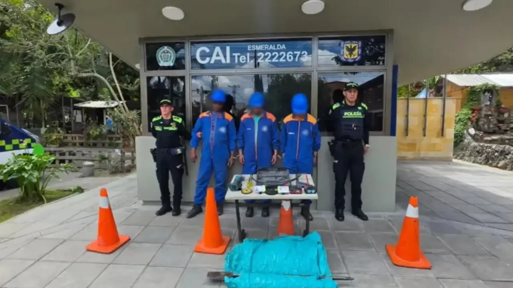 Capturan a falsos operarios de telecomunicaciones en Bogotá