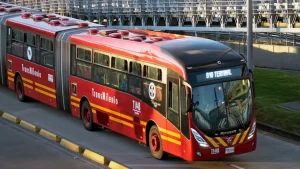Investigan muerte de mujer en TransMilenio Investigan muerte de mujer en TransMilenio