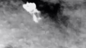 Juez ordenó suspender bombardeos en Arauca Juez ordenó suspender bombardeos en Arauca