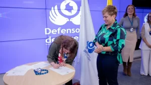 Quintero logró poner una pieza clave en Antioquia: la defensora del Pueblo en el departamento es ficha de él Quintero logró poner una pieza clave en Antioquia: la defensora del Pueblo en el departamento es ficha de él