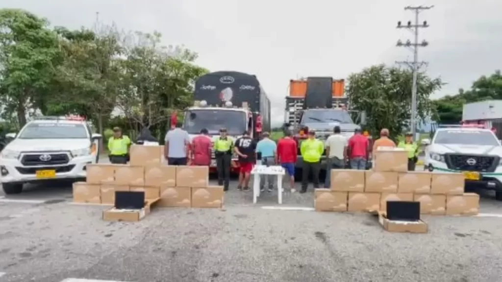 Recuperan 495 computadores y capturan a nueve