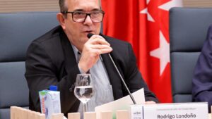 Timochenko estaría pensando en fugarse y no volver a Colombia, tras advertencia de Abelardo de la Espriella Timochenko estaría pensando en fugarse y no volver a Colombia, tras advertencia de Abelardo de la Espriella