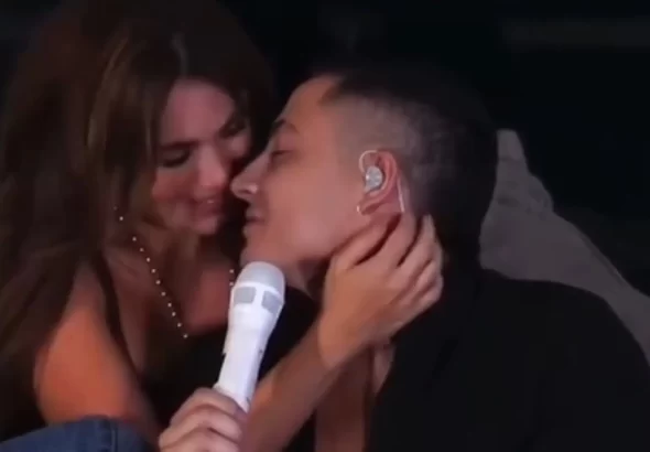 ¡Con un besito y una serenata! Así confirmaron su noviazgo Sara Uribe y el cantante Camilo Méndez
