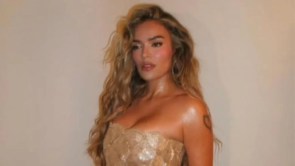 ¡Karol G destapa sus cartas! Estas serán las artistas que brillarán junto a ella en su tour mundial